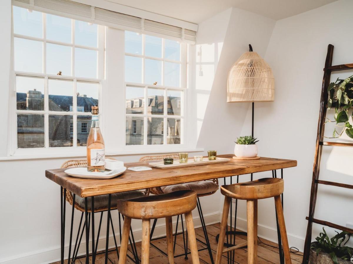 Pass The Keys Stylish 2 Bed Eco Flat In The Heart Of Bath Apartment Exterior photo